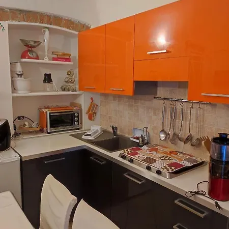 Maison Platone Centre أليساندريا